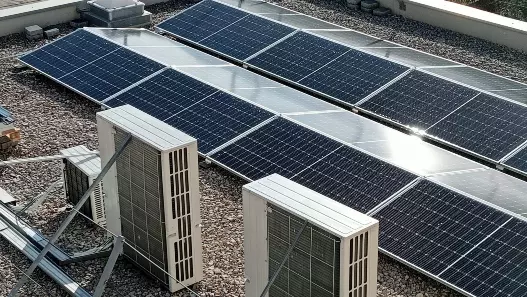 Simplifiquen el tràmit per instal·lar plaques solars
